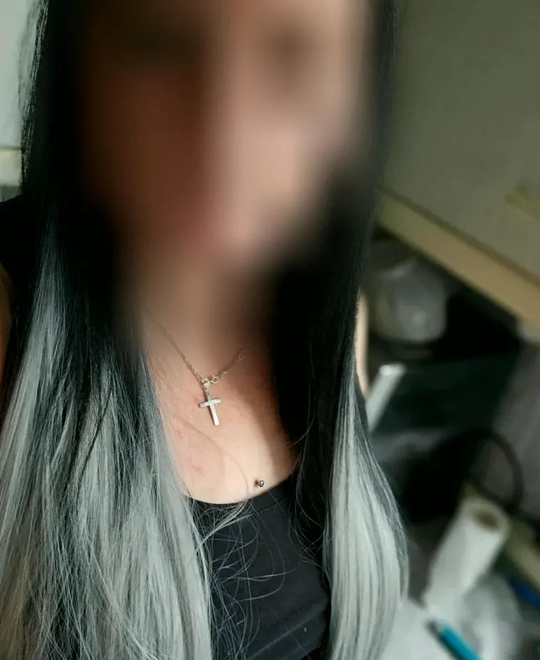 Sanni, 34